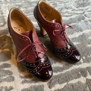 John fluevog spectator oxford high heels.